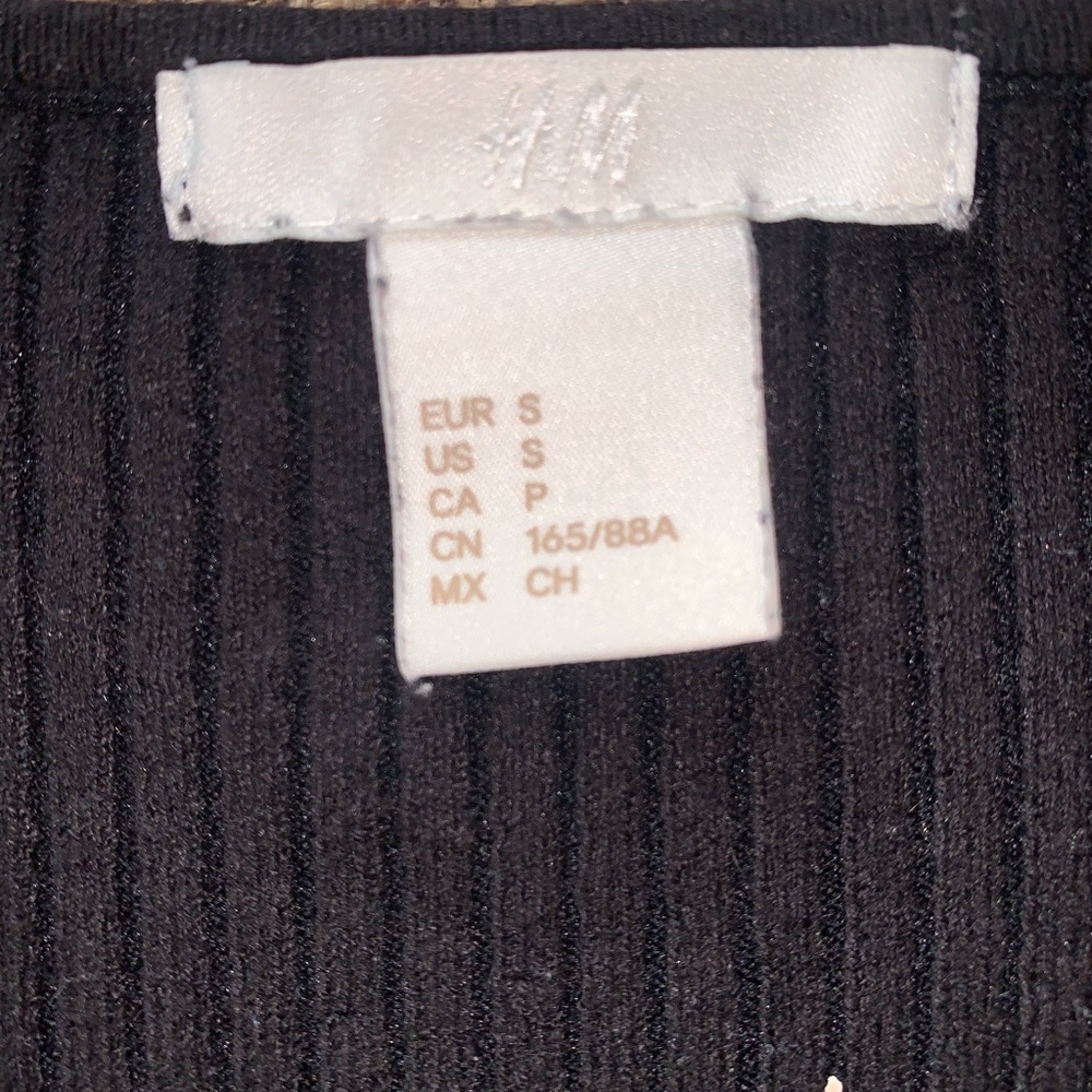 H&M top - Picture 3 of 3